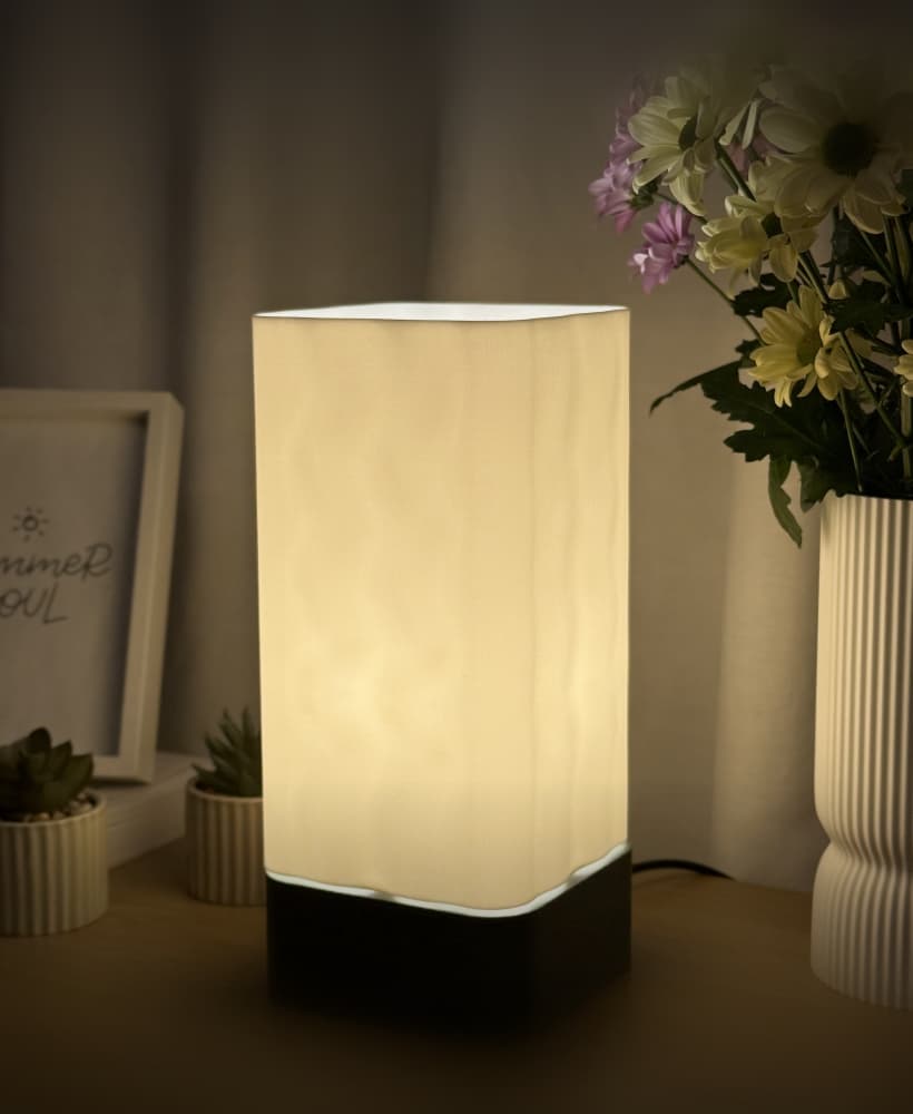 Small Table/Bedside Lamp - Zephyr 3d model