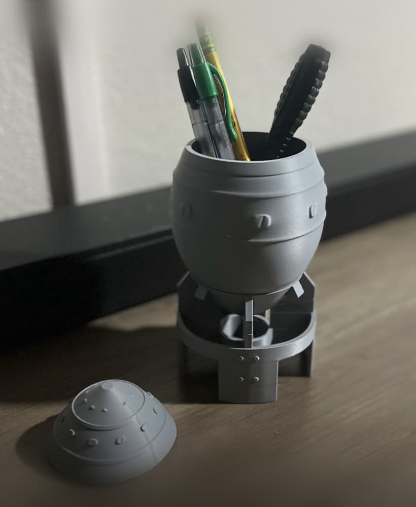 Mini Nuke Container and Pencil Holder 3d model