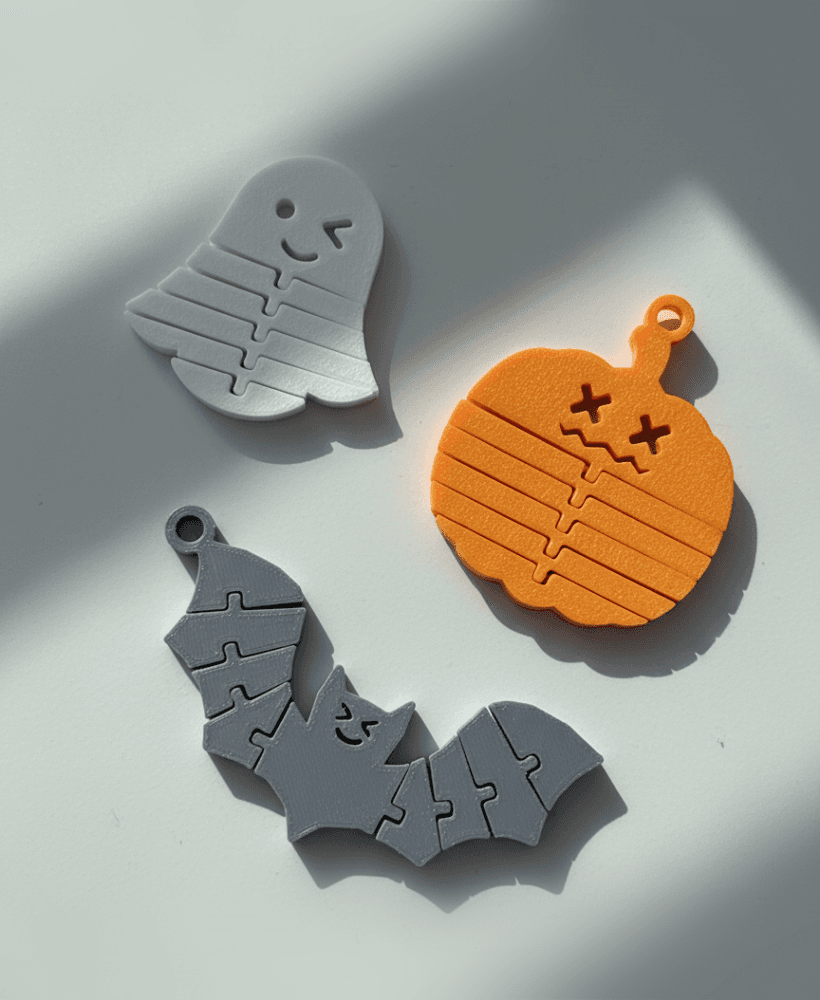 SpookyFlex Trio – Halloween Flexi Keychains (Ghost, Pumpkin, Bat) 3d model